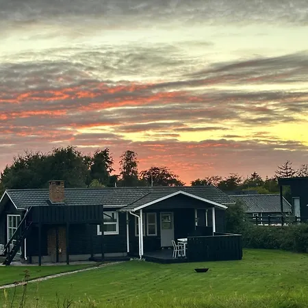 1st Row By The Sea - Holiday home Juelsminde (Hedensted)
